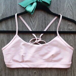Alo Yoga airlift intrigue bra, ballet pink